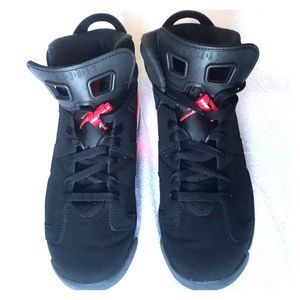 Boys size Air Jordan 6 Retro